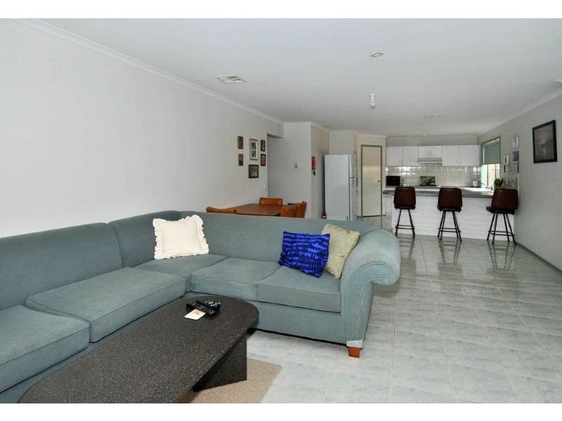 5 Rachel Court, Sydenham VIC 3037