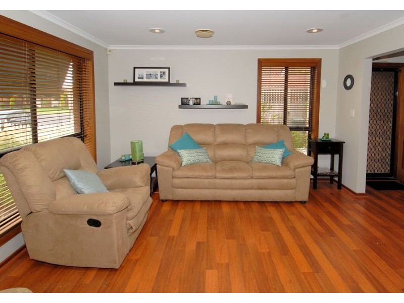 2/29 Swindon Crescent, Keilor Downs VIC 3038