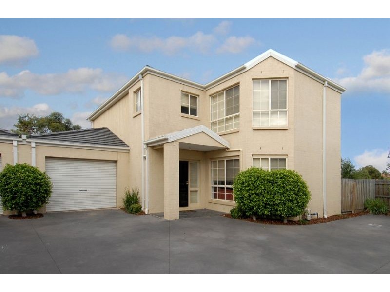 4/67-69 Pecks Road, Sydenham VIC 3037