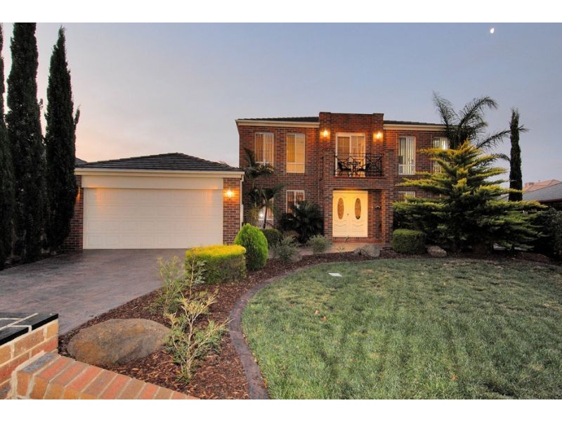 8 Apollo Court, Hillside VIC 3037
