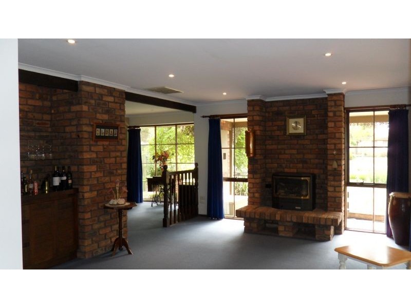 69 Apollo Road, Taylors Lakes VIC 3038