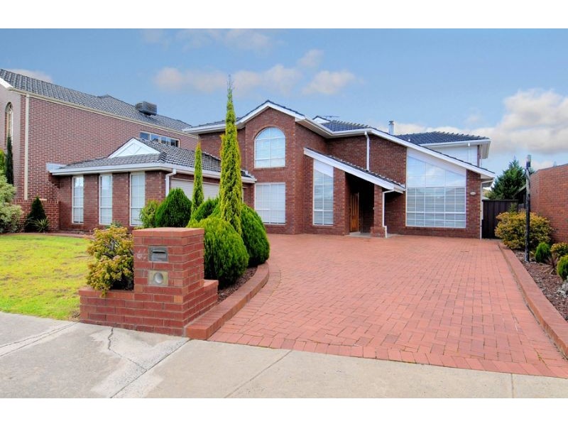 66 Australia Drive, Taylors Lakes VIC 3038