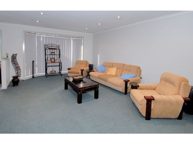 34 Chris Court, Hillside VIC 3037