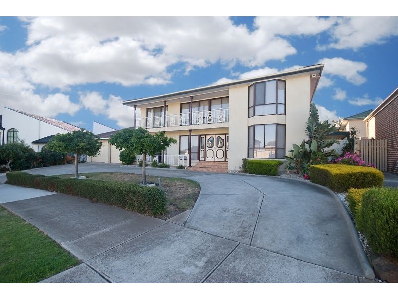 3 Denbigh Court, Keilor VIC 3036