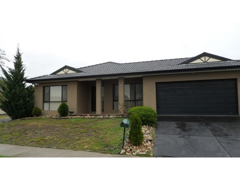 41 Jindabyne Avenue, Taylors Hill VIC 3037