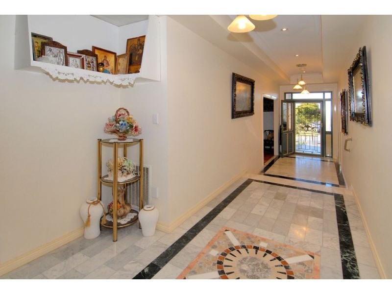 19 Imperial Court, Hillside VIC 3037