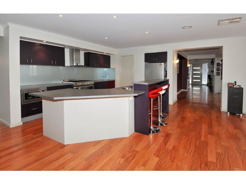 3 Coogee Drive, Taylors Hill VIC 3037