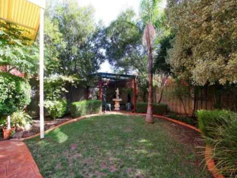 13 Munjong Place, Delahey VIC 3037