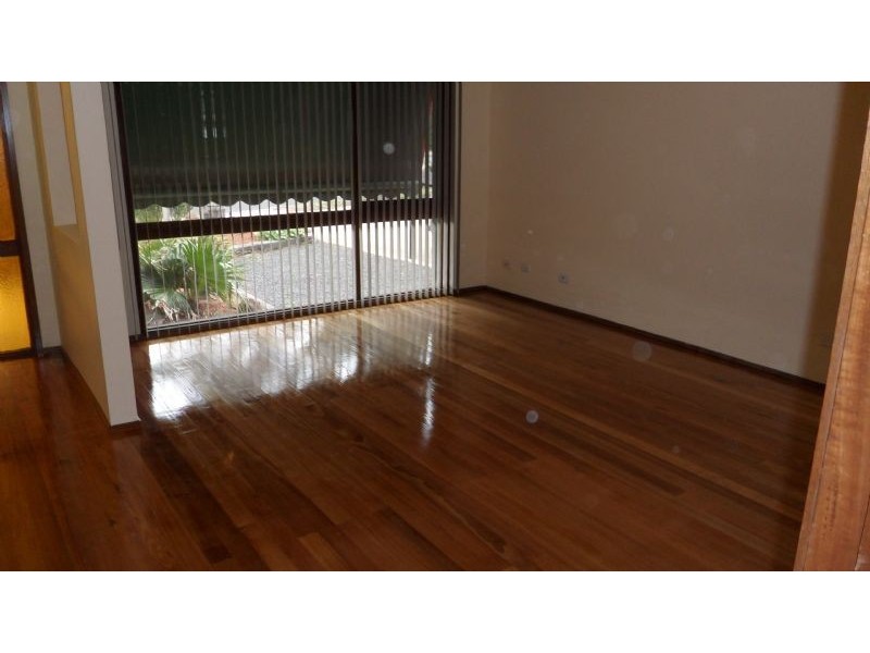 12 Sherbrooke Crescent, Taylors Lakes VIC 3038