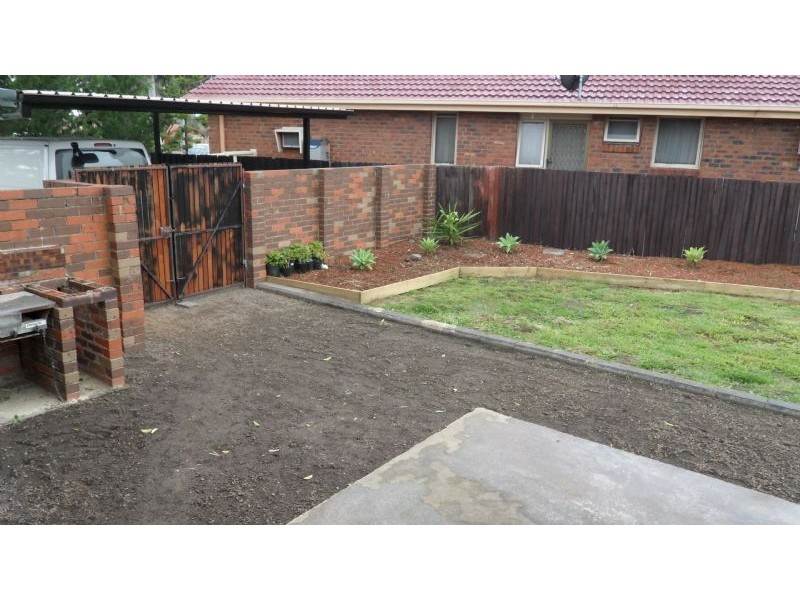 12 Sherbrooke Crescent, Taylors Lakes VIC 3038