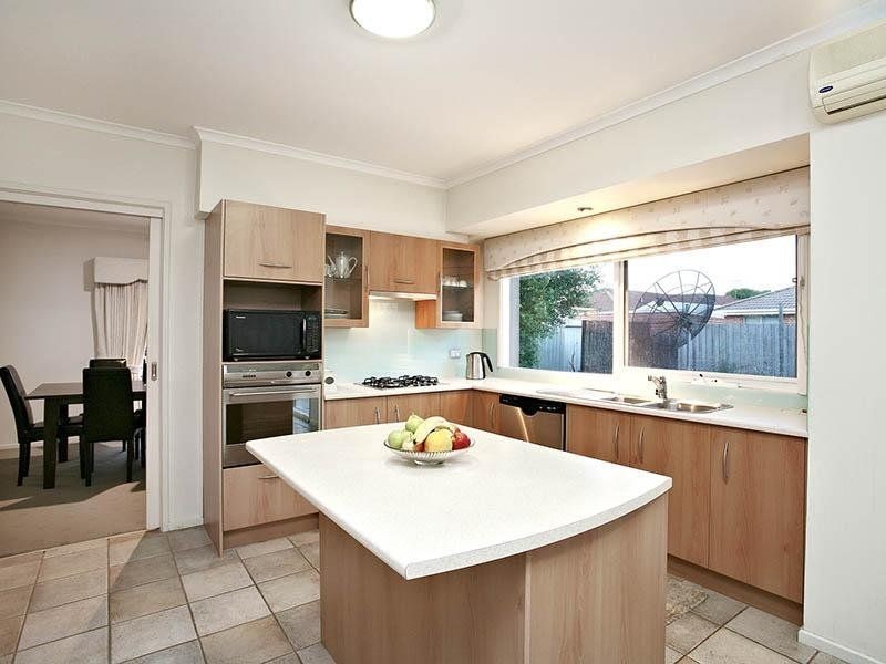 17 Turin Place, Keilor Lodge VIC 3038