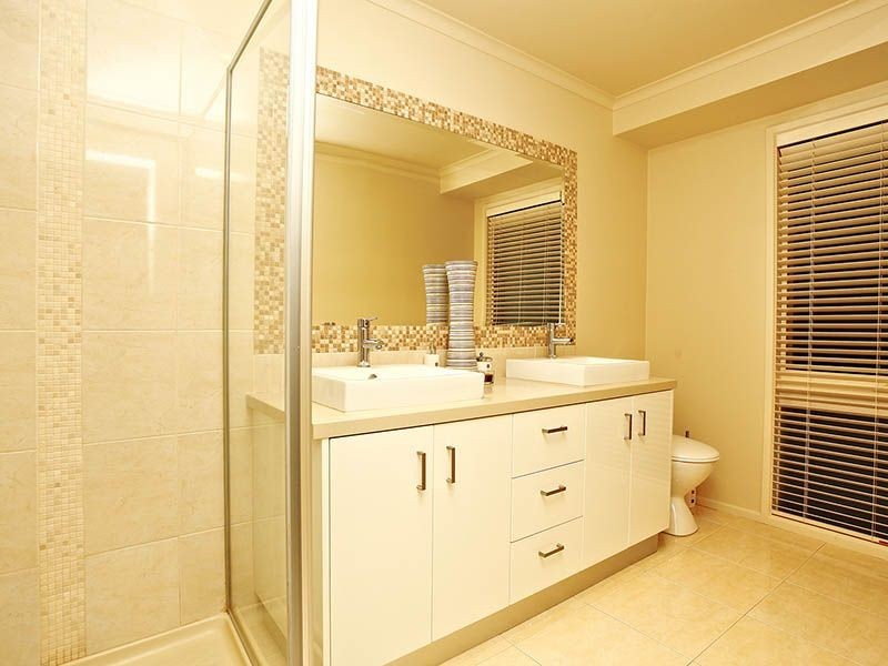 5 Benz Court, Keilor Downs VIC 3038