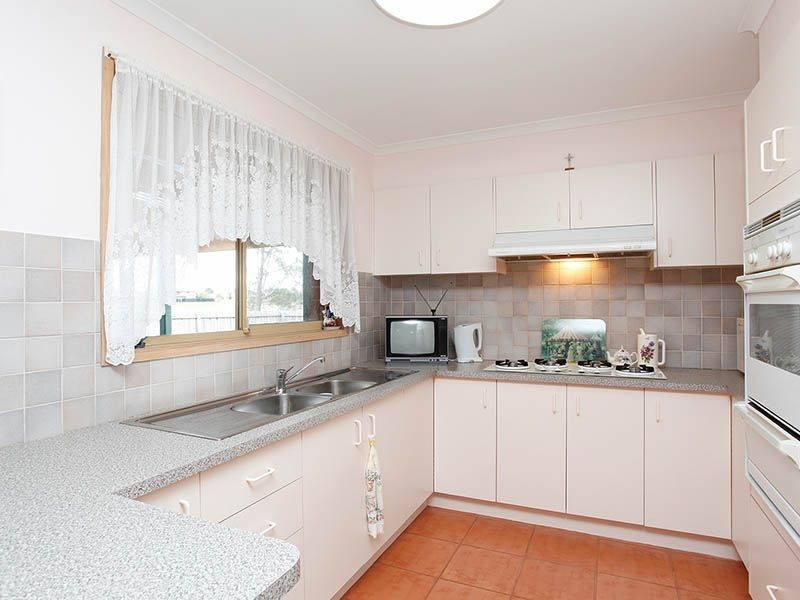 20 Dundee Way, Sydenham VIC 3037