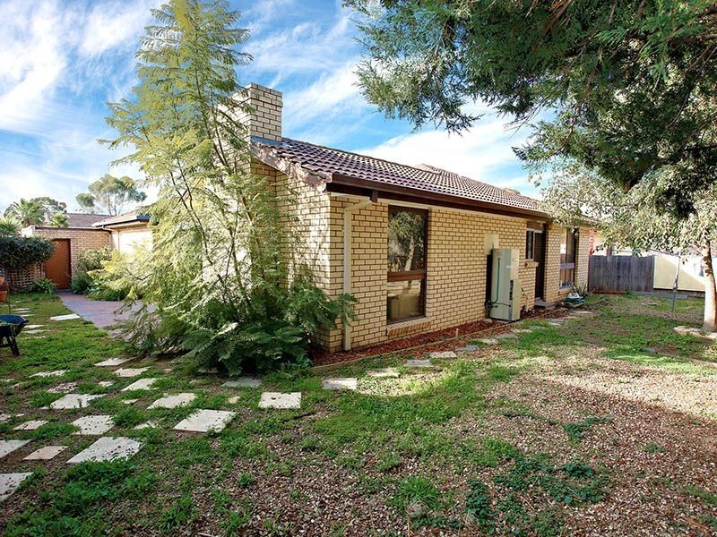 3 Wyperfeld Avenue, Taylors Lakes VIC 3038