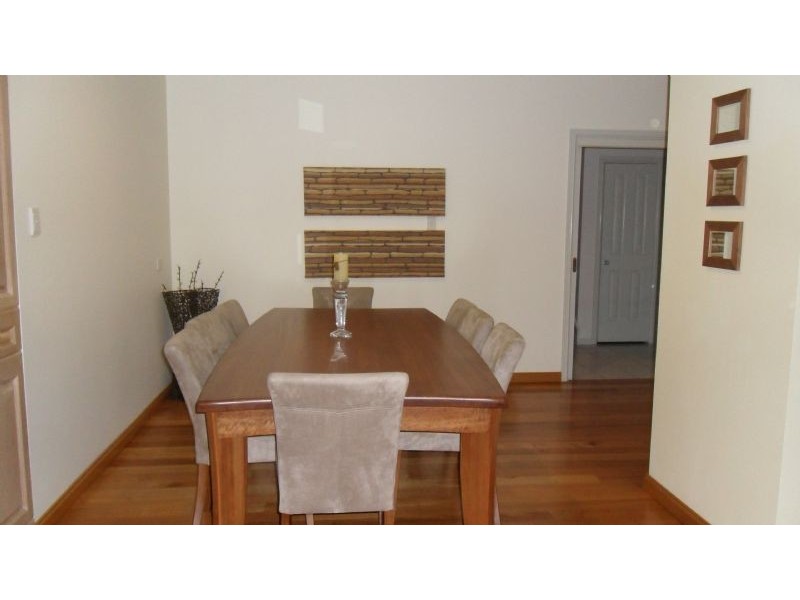 10 Fireball Court, Taylors Lakes VIC 3038