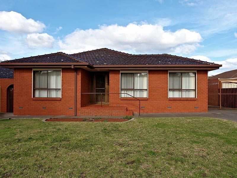 41 Aldershot Drive, Keilor Downs VIC 3038
