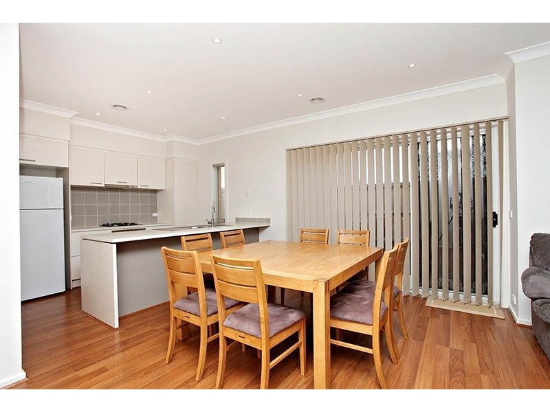37 Eloura Circuit, Taylors Hill VIC 3037