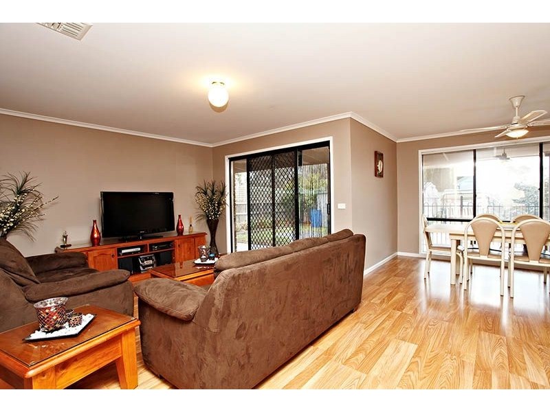 6 Mazzei Way, Sydenham VIC 3037