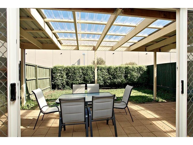 31/a Wentworth Drive, Taylors Lakes VIC 3038