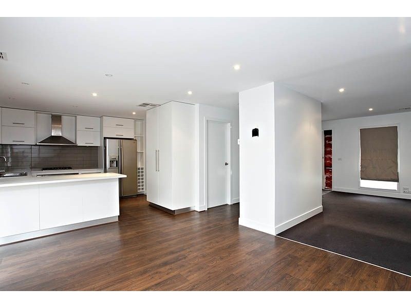 2/49 Jade Way, Hillside VIC 3037
