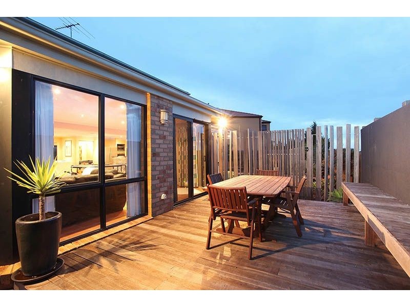 4 Parr Court, Taylors Lakes VIC 3038