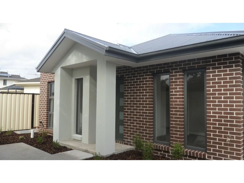 4/9 The Esplande, Sydenham VIC 3037