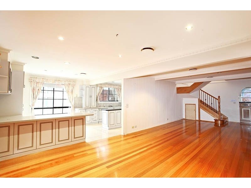 79 Chichester Drive, Taylors Lakes VIC 3038