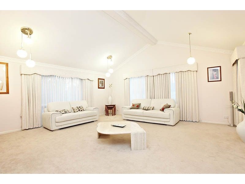 80 Delbridge drive, Sydenham VIC 3037