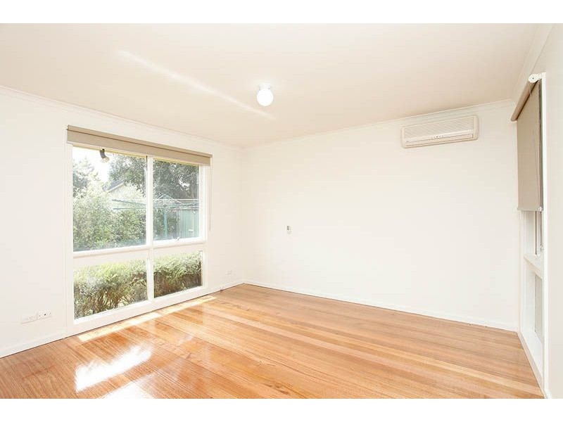 12 Kiewa Crescent, Keilor VIC 3036