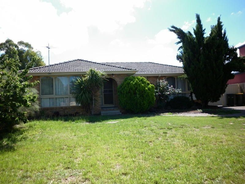 2 Penza Court, Keilor Downs VIC 3038