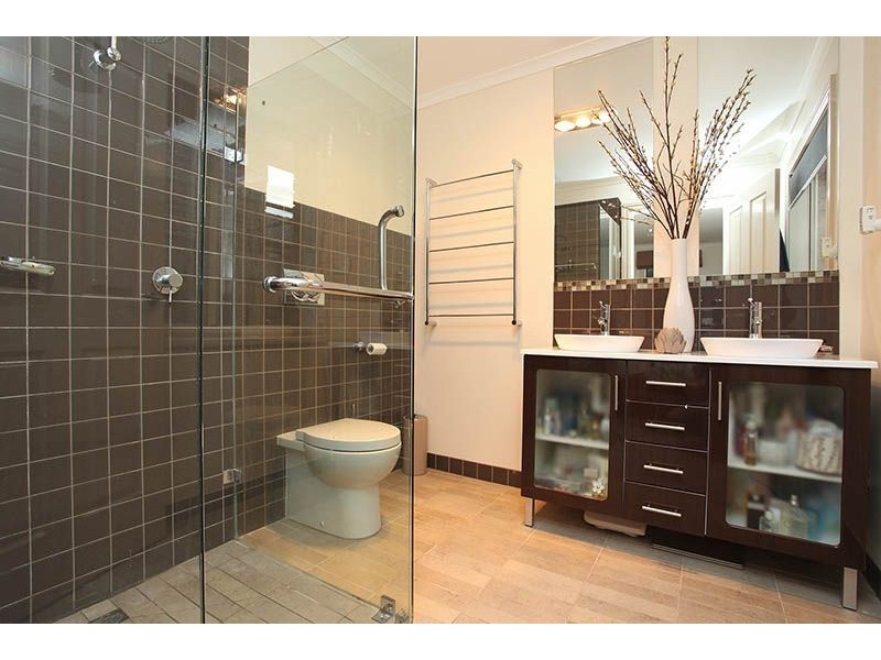 26 Kelland Avenue, Hillside VIC 3037