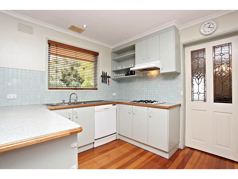 31 Angourie Crescent, Taylors Lakes VIC 3038