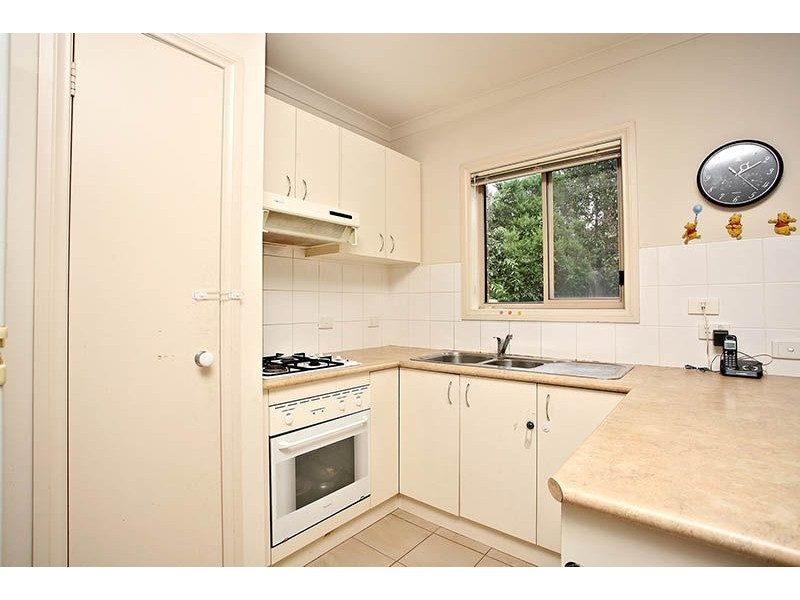 12/12 Pecks Road, Sydenham VIC 3037