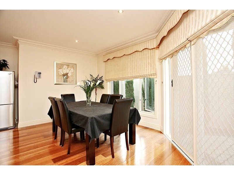 10 Salvana Court, Taylors Lakes VIC 3038