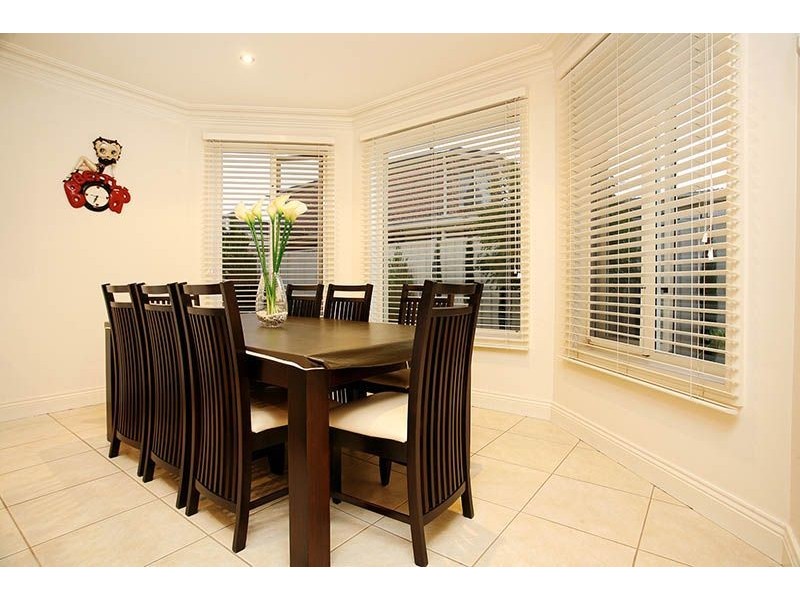 10 Salvana Court, Taylors Lakes VIC 3038