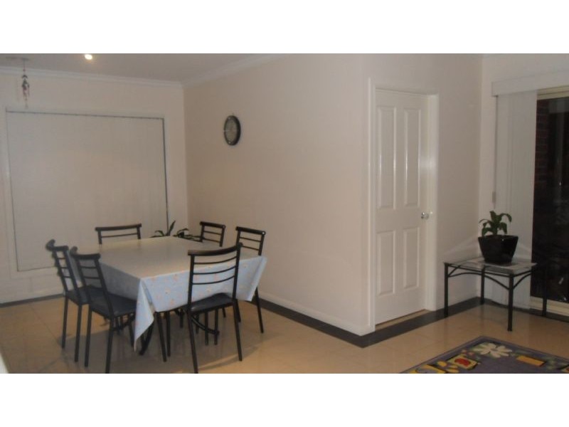 2D Orchid Square, Sydenham VIC 3037