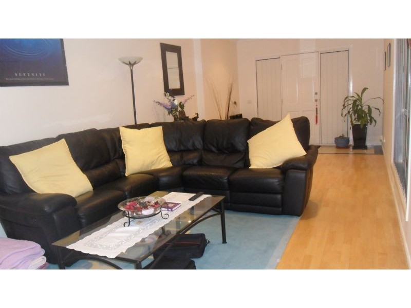 2D Orchid Square, Sydenham VIC 3037