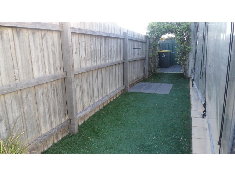 13 Sica Court, Sydenham VIC 3037