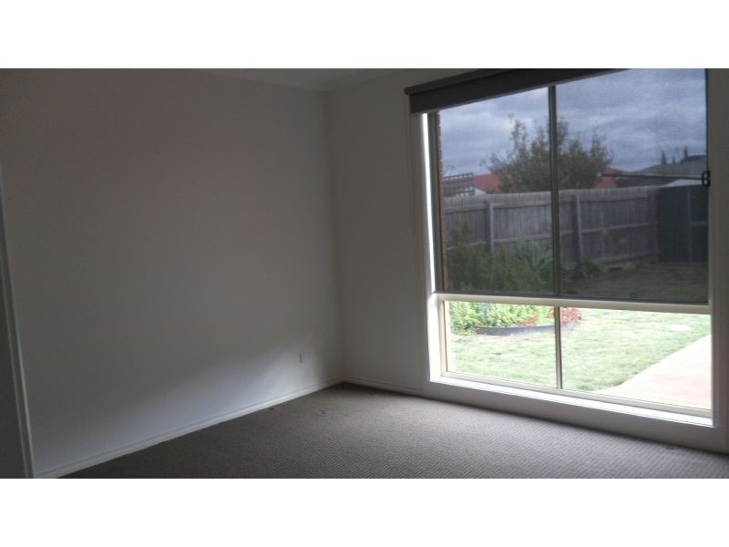 7A Silverdene Avenue, Sydenham VIC 3037