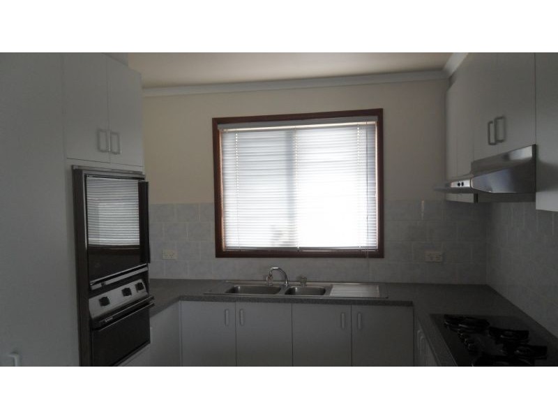 51 Manchester Drive, Sydenham VIC 3037