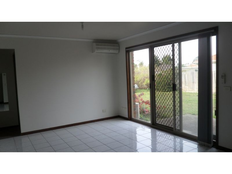 51 Manchester Drive, Sydenham VIC 3037