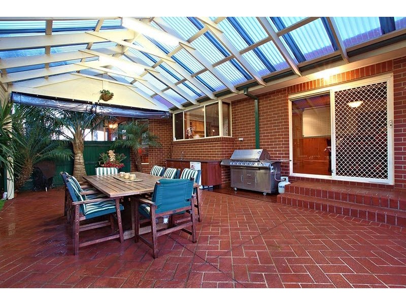 1 Nepean Court, Taylors Lakes VIC 3038