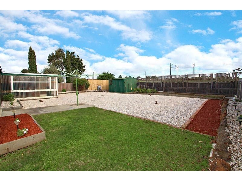 43 Carbine Way, Keilor Downs VIC 3038