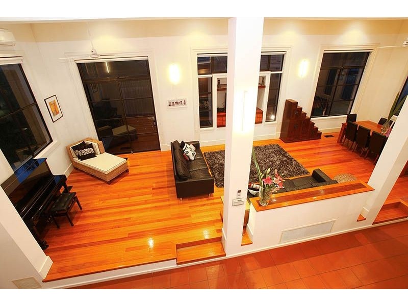 18 Malibu Grove, Taylors Lakes VIC 3038