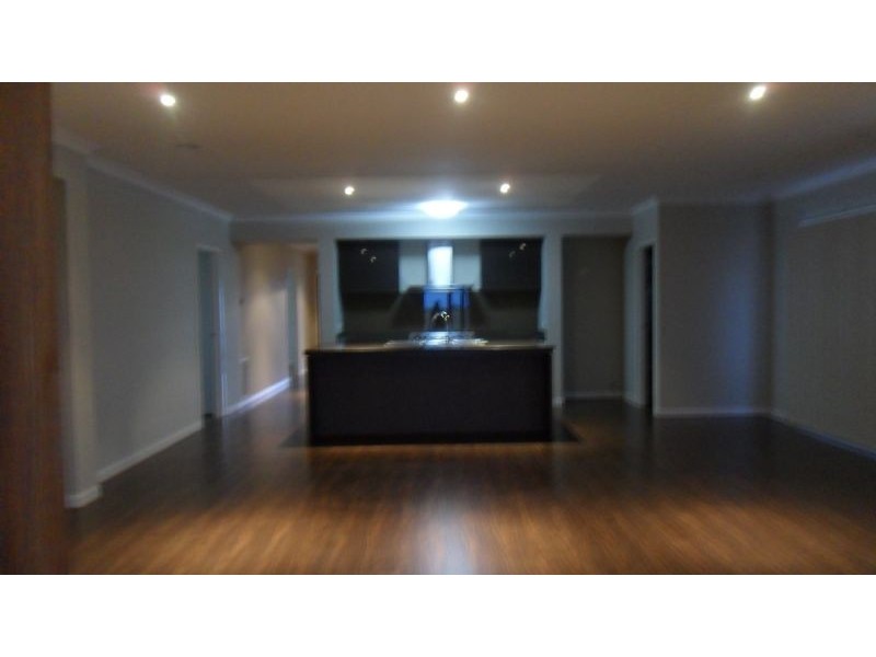 28 Carissa Road, Brookfield VIC 3338