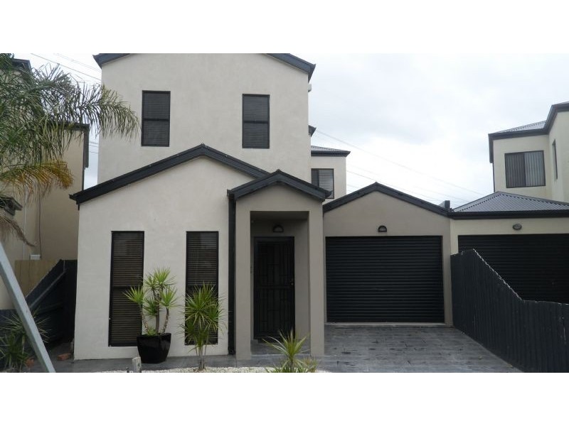 4 Marti Court, Sunshine West VIC 3020