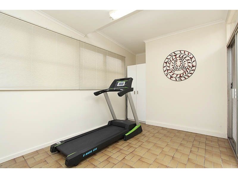 69 Stradbroke Drive, St Albans VIC 3021