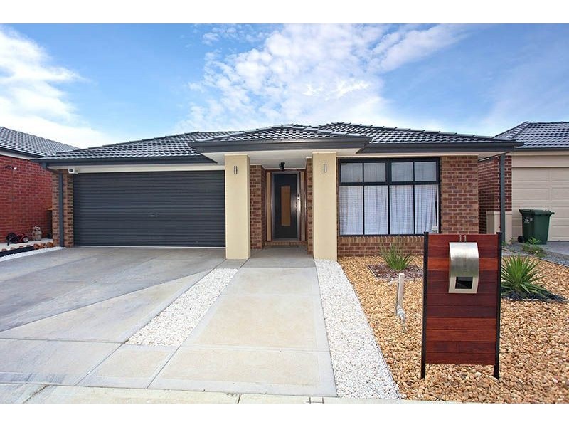 11 O’Connor Road, Deer Park VIC 3023