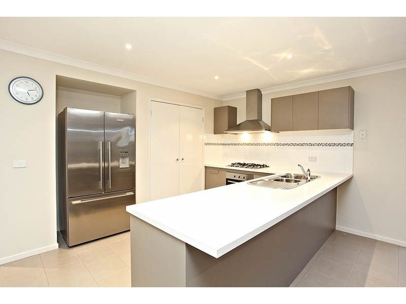 11 O’Connor Road, Deer Park VIC 3023