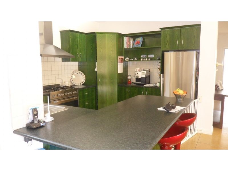 12 Orion Close, Taylors Lakes VIC 3038